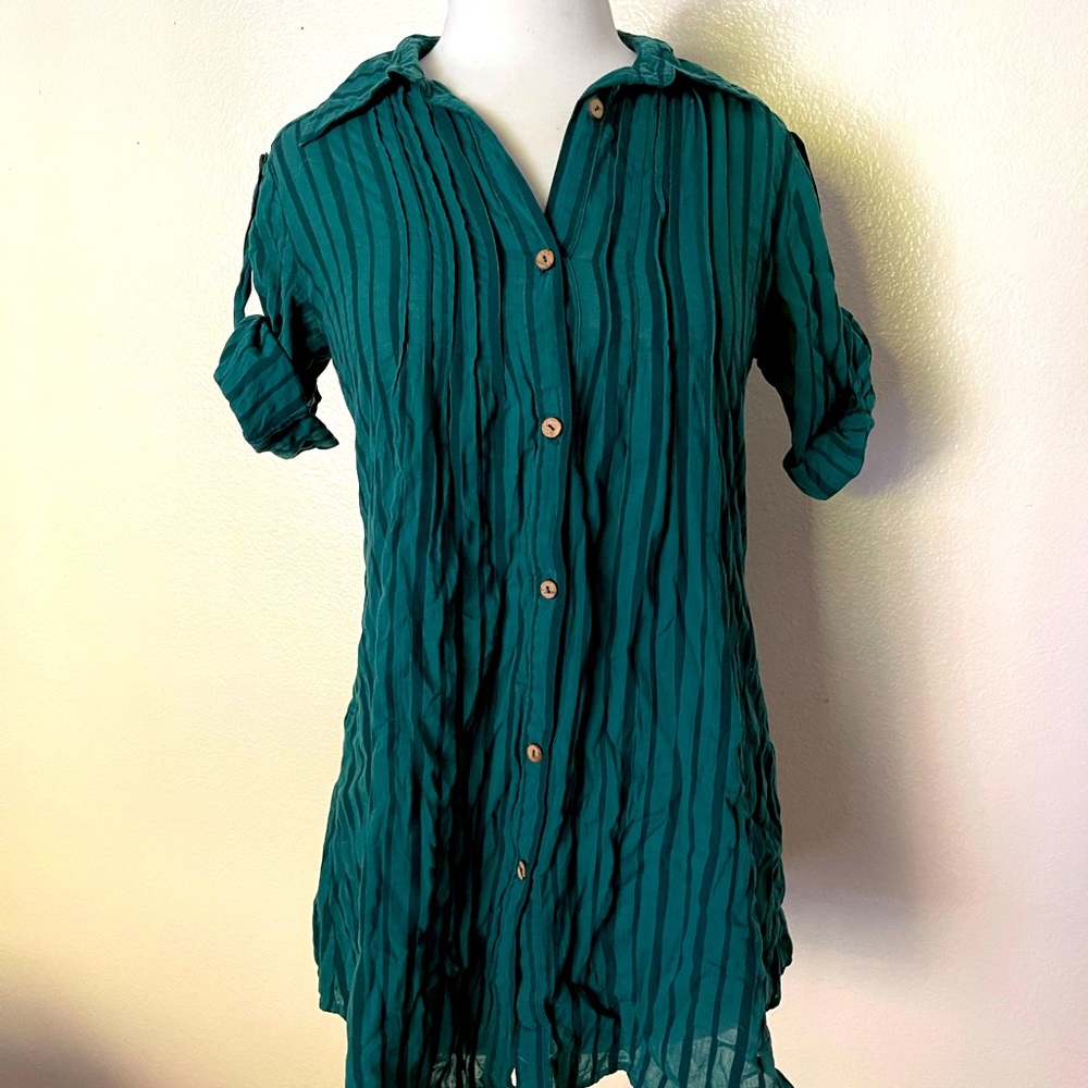 🌿Emerald Green Button Up Blouse 🌿